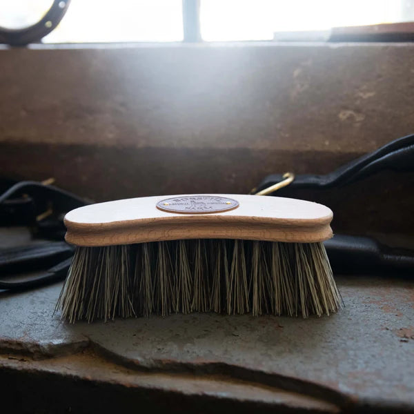 Banana Medium Brush
